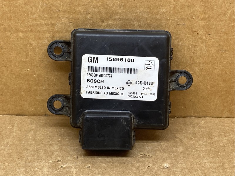 2007-2009 GM YUKON TAHOE SUBURBAN SILVERADO PARK ASSIST CONTROL MODULE 15896180