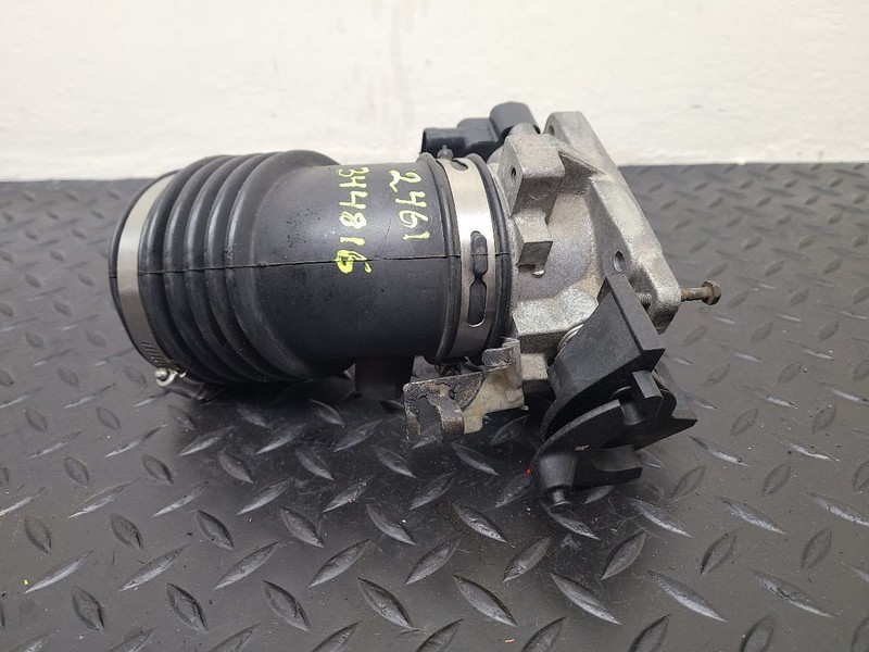 01-04 Ford Escape 3.0L Throttle Body Valve Assembly 6-182 OEM 2L8E-9E926-AB