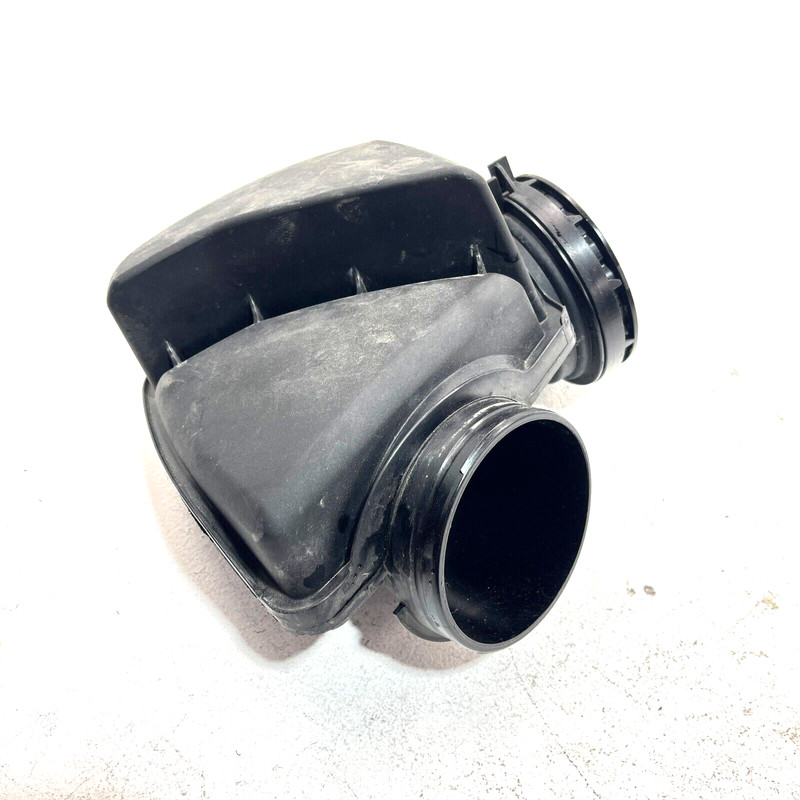 2017-2020 BMW 430i 230i 330i F32 F36 ENGINE AIR INTAKE CLEANER RESONATOR OEM