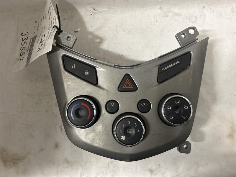 2018 CHEVROLET SONIC Heat AC Controller KA1 42521801 OEM 18