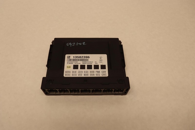 2007-2011 GMC YUKON BCM BODY COMPUTER CONTROL MODULE UNIT OEM