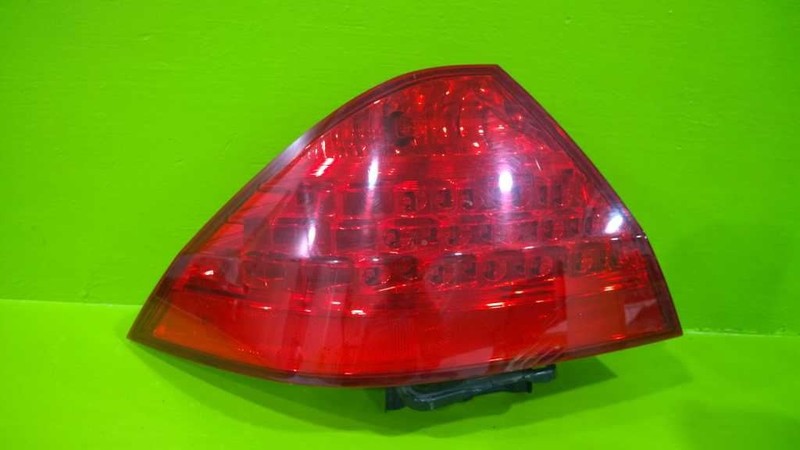 03 04 05 06 07ACCORD SDN DRIVER LEFT TAILLIGHT LAMP OEM 2723-22