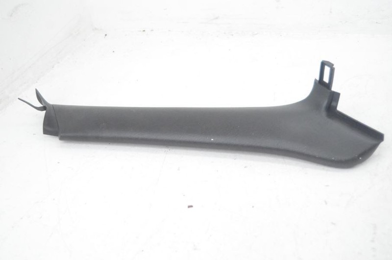 2001-2005 Mazda MX-5 Miata Passenger Right Side A Pillar Trim N077 68160