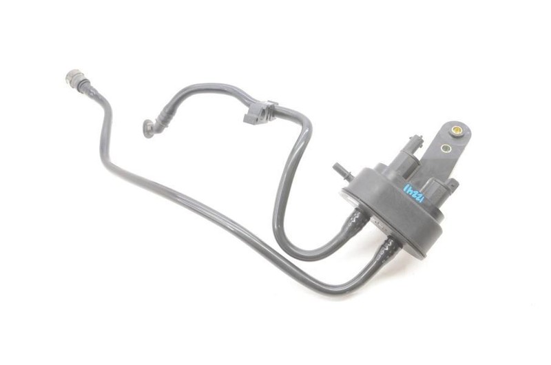 1997-2004 Porsche Boxster S Fuel Vapor Purge Valve 99620123101