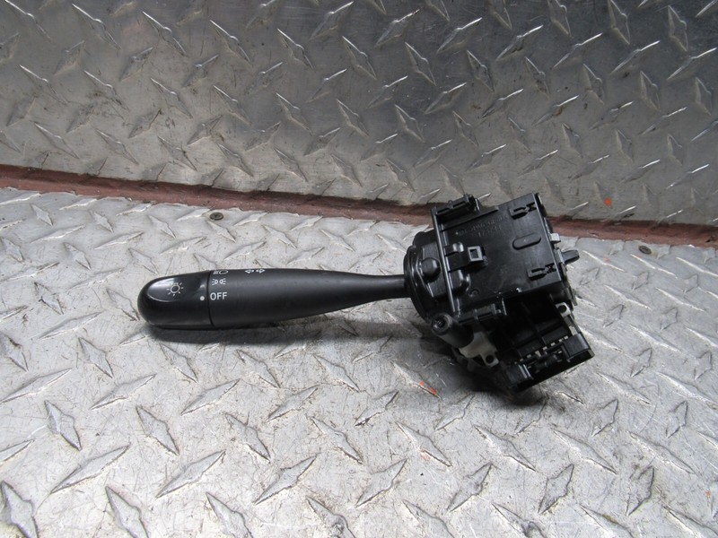 07 08 09 10 11 12 13 SUZUKI SX4 TURN SIGNAL AND HEADLAMP SWITCH