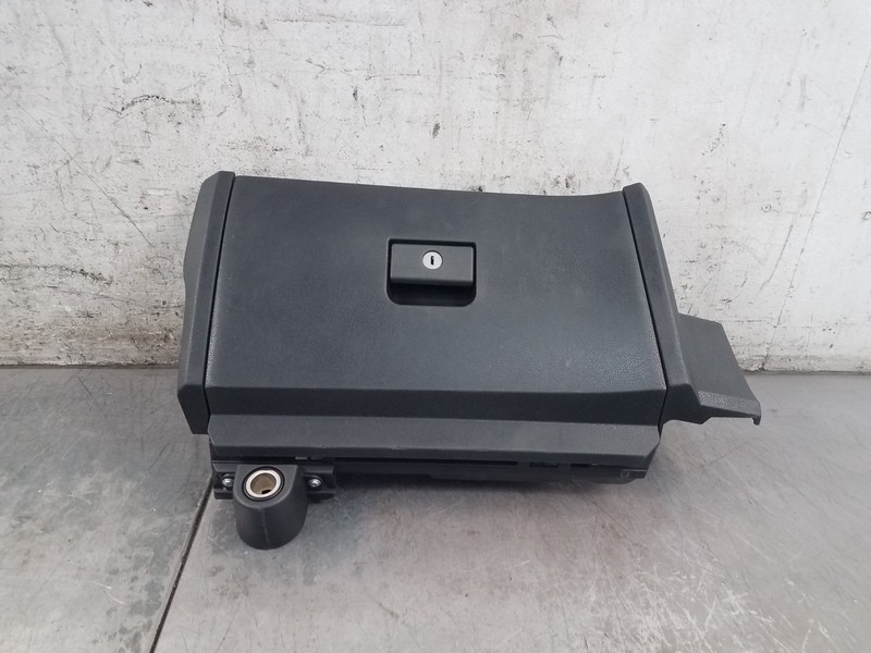 2015 Nissan 370Z Nismo Glove Box #0785 K3