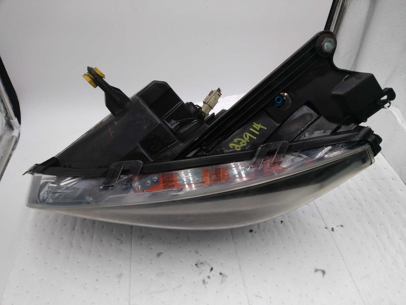 2014 GMC Acadia Left Headlight Assembly Grey Hazy Small Broken Tab 161K Miles