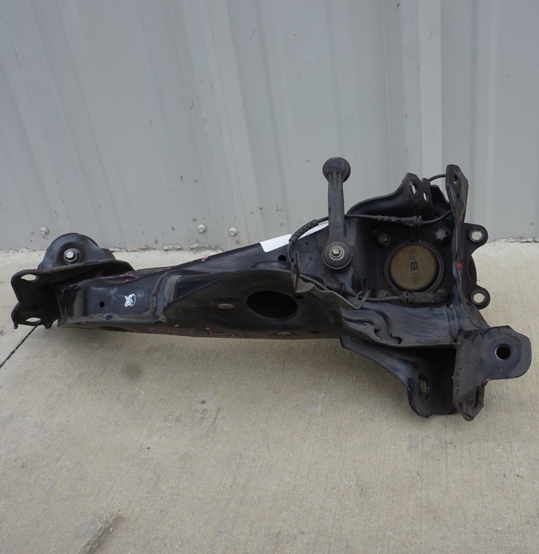 2018 - 2023 BMW X2 F39 Rear Right Side Spindle Knuckle & Hub OEM