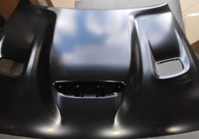 Hood Center Scoop With Dual Down Vents Opt Mgb Fits 15-23 CHALLENGER 71542
