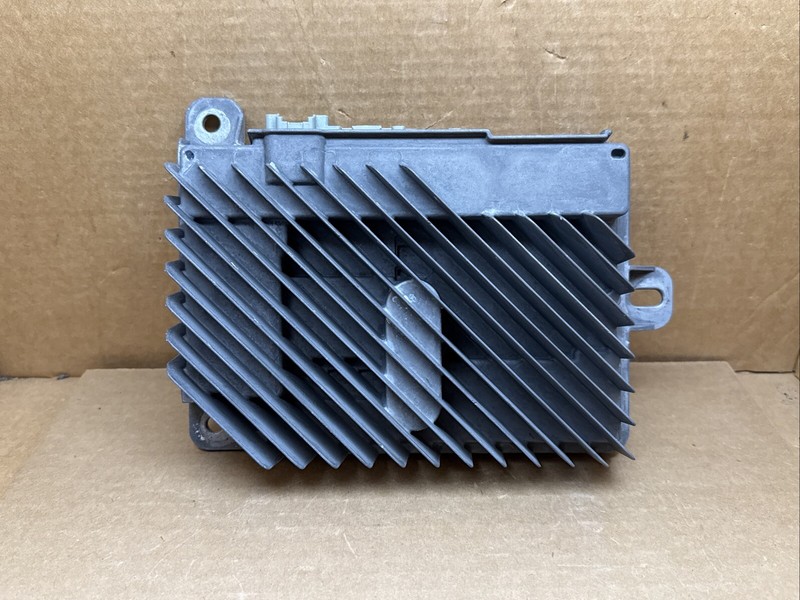 2016-2018 Chevy Chevrolet Malibu Radio Audio Amp Amplifier OEM 84203823