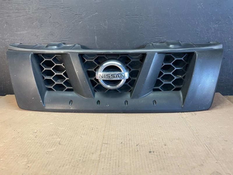 2005 2006 2007 2008 Nissan Xterra Front Upper Grill Grille Oem AD8523 DG