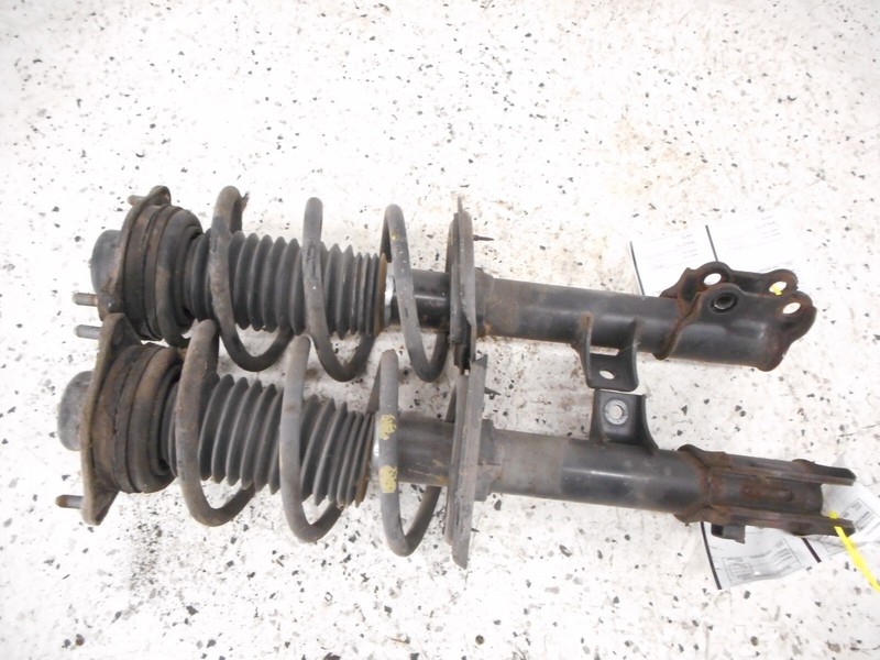 Kia Sportage Front Strut Left Right Pair OEM 2011 2012 2013