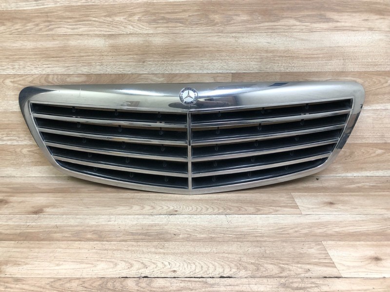 MERCEDES BENZ OEM W221 S550 S600 S63 AMG FRONT HOOD GRILLE GRILL CHROME 07-09