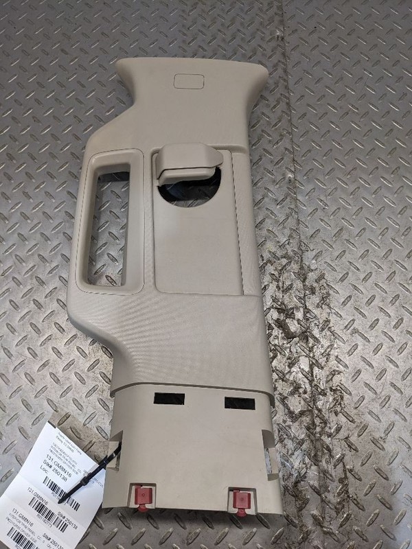 2015-2018 GMC SIERRA 2500 HD CREW CAB LEFT DRIVER CENTER UPPER B PILLAR1162773