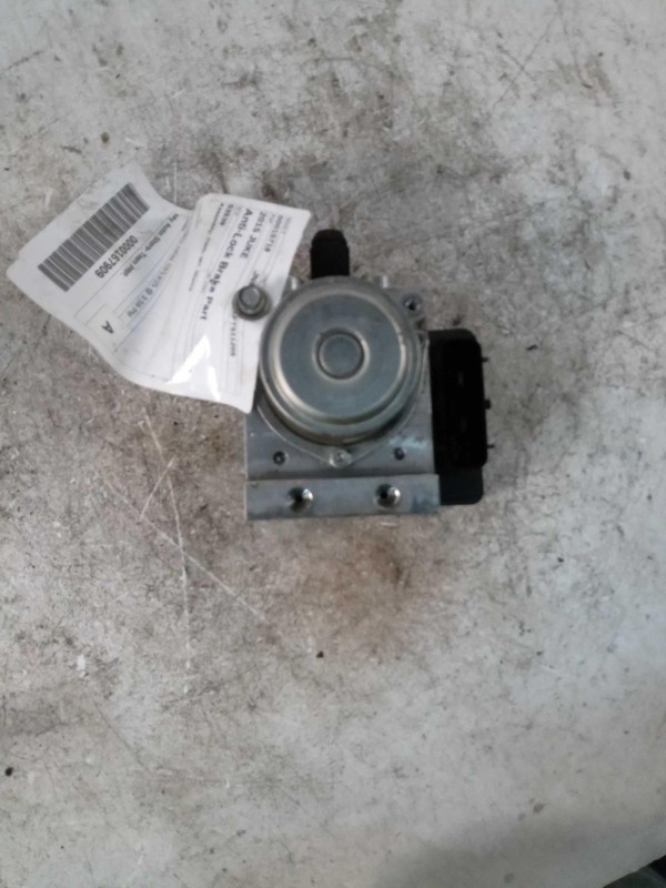 2015 Nissan JUKE ABS Pump & Motor Assembly OEM 476604FT2B 130K Miles