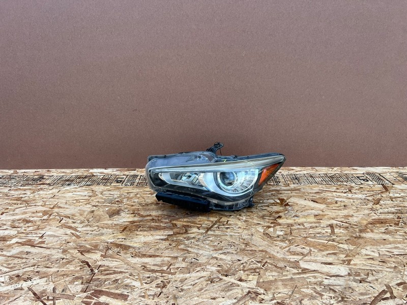 INFINITI Q50 2014-2017 OEM LEFT DRIVER ADAPTIVE AFS LED HEADLIGHT (CRACKED)