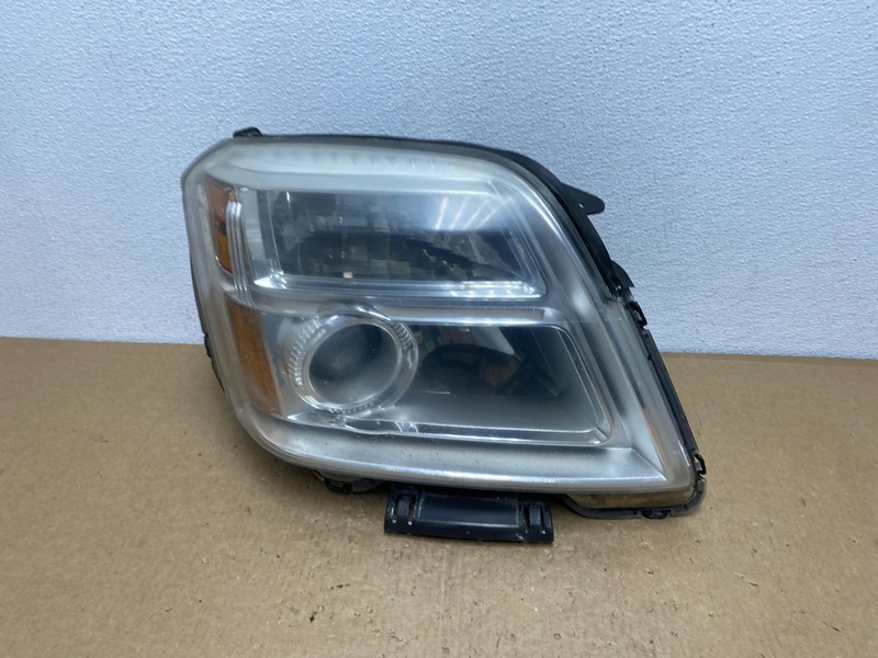 2010 to 2015 GMC Terrain Halogen Passenger Right Rh Side Headlight Oem AC1357 DW