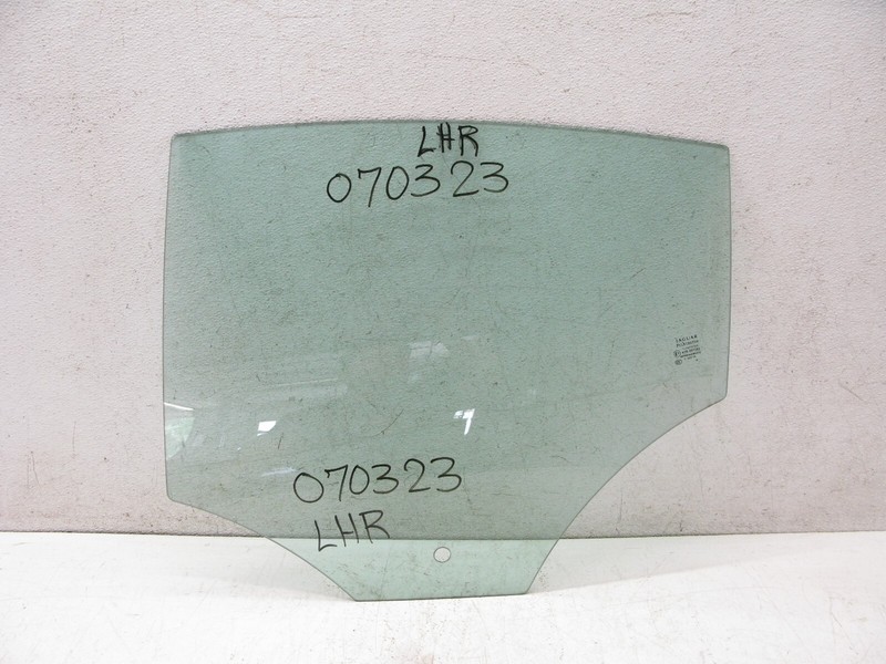 09-15 JAGUAR X250 XF XFR XFR-S SEDAN DOOR GLASS WINDOW REAR LEFT OEM 070323
