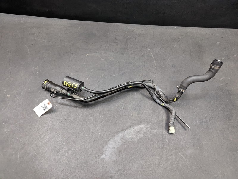 Fuel Filler Neck Pipe 3.6L 2016 Dodge Journey 68146401AA 2012 2013 2014 - 2020