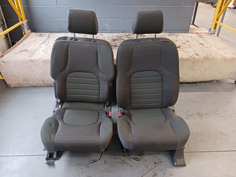 14 NISSAN FRONTIER SV Extended Cab manual gray cloth seat set OEM