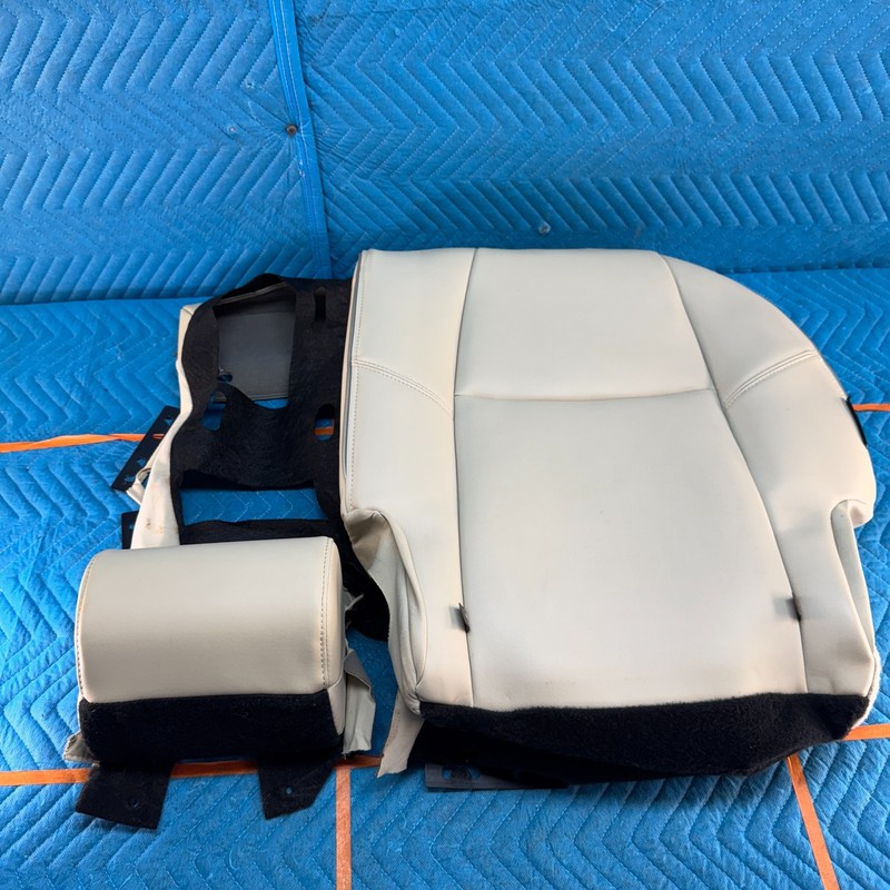 2016-2020 INFINITI QX60 REAR LEFT 2ND ROW SEAT UPPER LEATHER CUSHION OEM