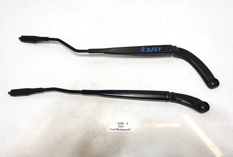 ✅ 15-23 OEM Ford Mustang GT Front Left Right Windshield Wiper Arm SET 7k
