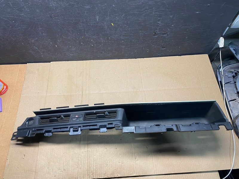 2023 - 2024 Honda Pilot Front Center Dash Air Vent Trim Storage I5181 DG1 OEM