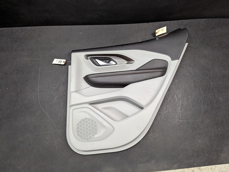 Rear Right Door Trim Panel 2018 GMC Terrain 84428184 2019 2020