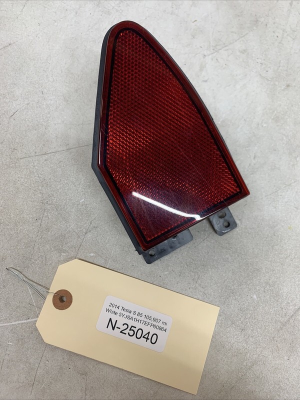 ⚡️12-23 Tesla Model S X Passenger Side Charge Door Reflector Right 25040 B139