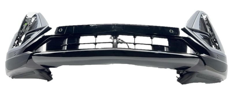 2020-25 Cadillac Lyriq Front Lwr Bumper Assembly W Sensors Broken Clip Scratches