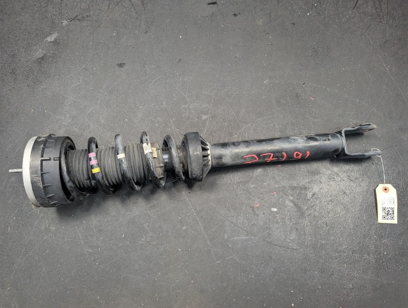 Front Right Strut w/ Spring 2018 Jaguar XE S GX73-18B037-TB 2019