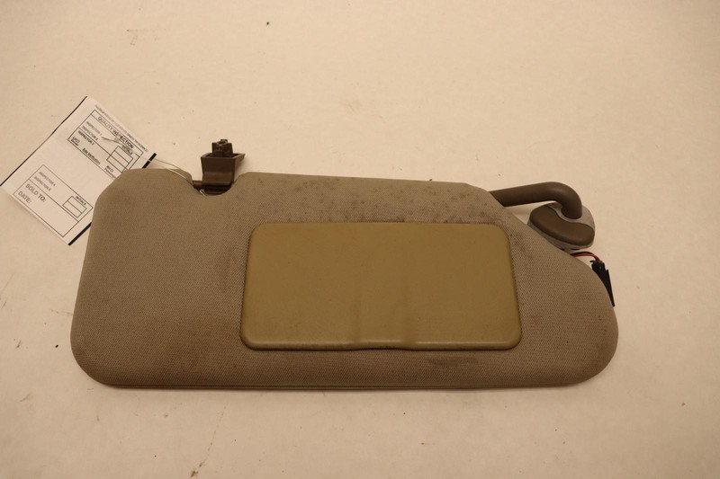 2004-2005 CADILLAC XLR FRONT RIGHT PASSENGER SIDE SUN VISOR SHADE OEM
