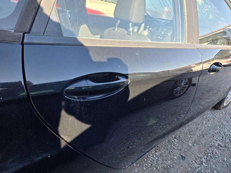 Passenger Rear Side Door 4 Door Sedan Manual Window Fits 16-19 FIESTA 3578353