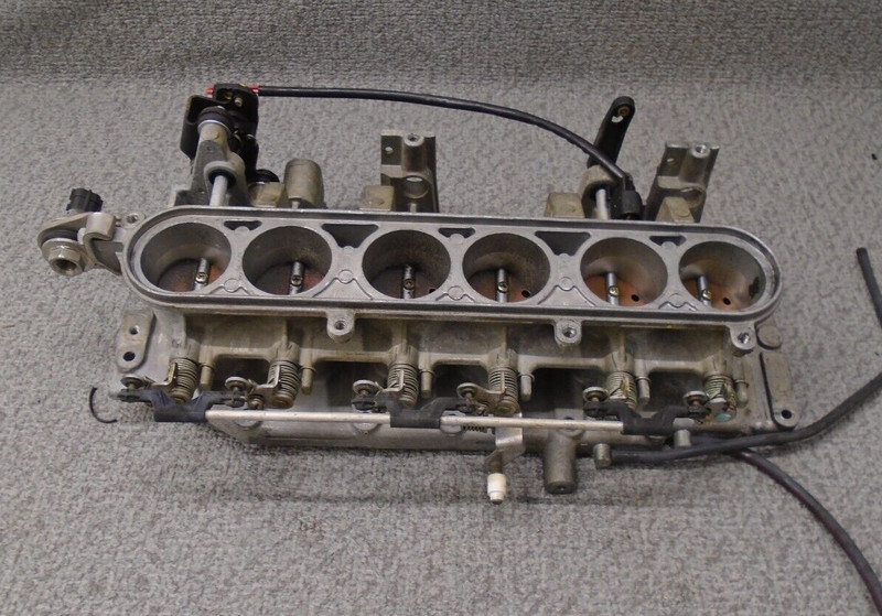 Throttle Body 1 Assy 68F-13751-022000-2005 150 175 200 Hp Yamaha Outboard Part