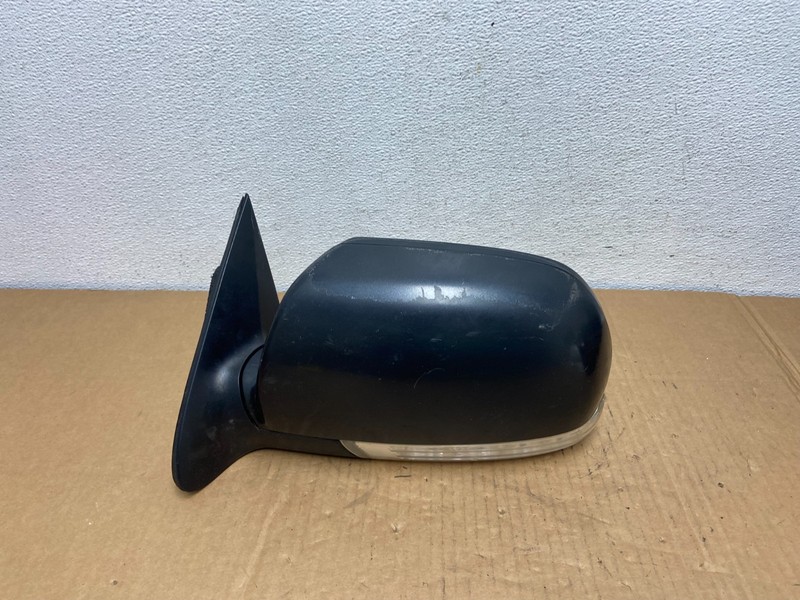 2007 - 2012 Hyundai Veracruz Left Driver View Turn Sgn Door Mirror OEM AC7579 DW
