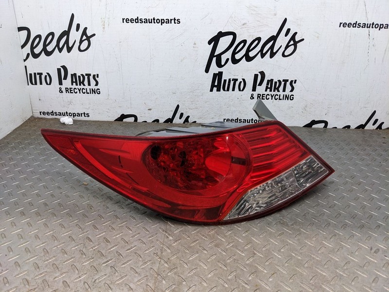 Driver Tail Light Quarter Panel Mounted Sedan Fits 12-14 ACCENT 1163213