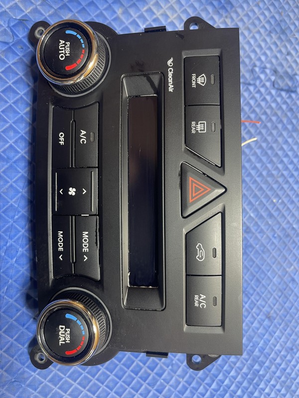 2011 Kia Sorento Climate Control Assembly Oem Tested (AC) EX 3.5L