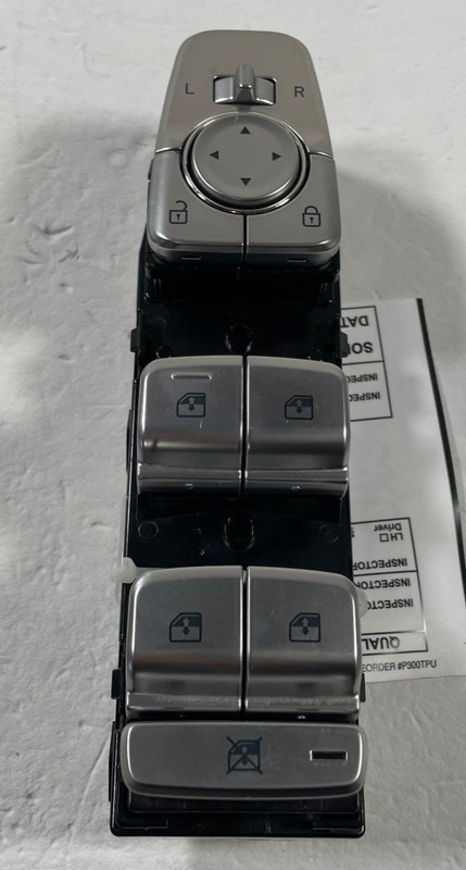 22 - 23 GENESIS G70 FRONT LEFT DRIVER SIDE DOOR WINDOW CONTROL SWITCH # 110922