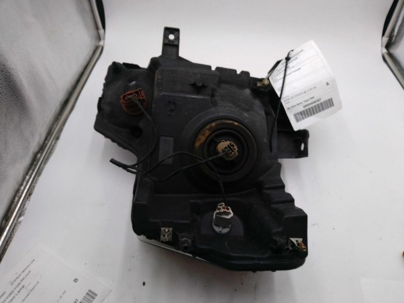 Used Right Headlight Assembly fits: 2013 Ford F150 PICKUP halogen black border t