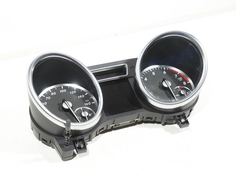 2012-2015 Mercedes ML350 W166 Dash Instrument Cluster Gauge Speedometer OEM