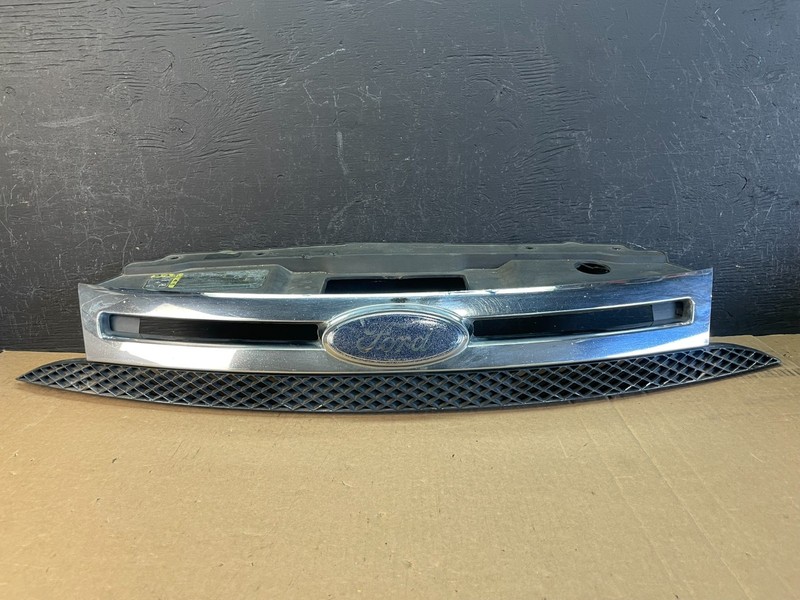 2008 to 2011 Ford Focus Front Upper Grille Grill With Emblem Oem ad0111 DG
