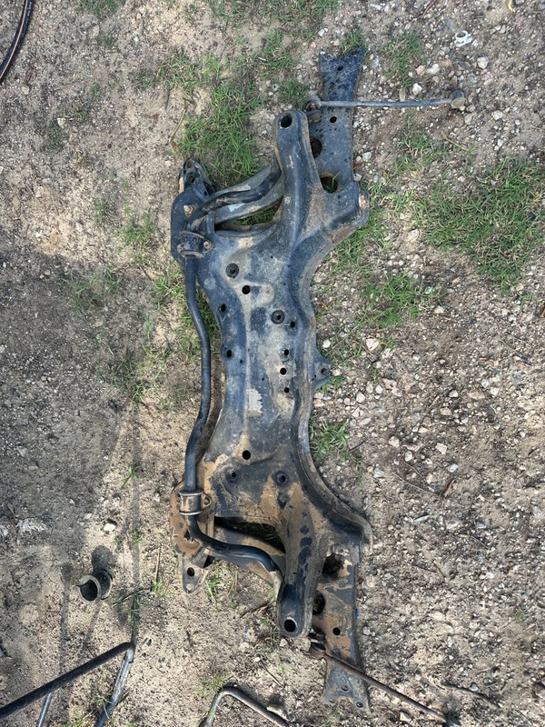 00-05 TOYOTA CELICA FRONT ENGINE SUSPENSION CROSSMEMBER SUBFRAME W/ CONTROL ARMS