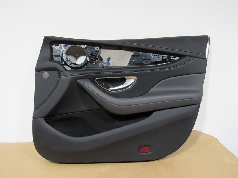 18-21 Mercedes GT 63 X290 2019 Front Right Passenger Door Panel Trim ;:A