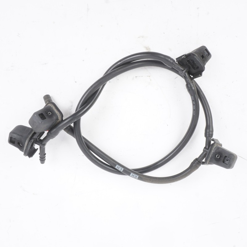 13-16 Mercedes X166 GL450 GL550Windshield Washer Nozzles Heated & HoseOEM