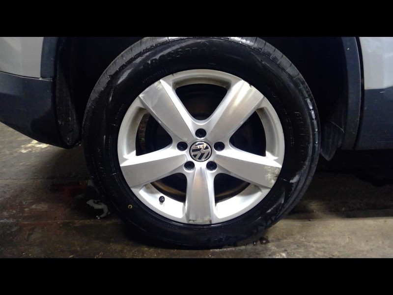 Rim Wheel 16x6-1/2 Alloy 7 Spoke Fits 09-11 TIGUAN 1633004