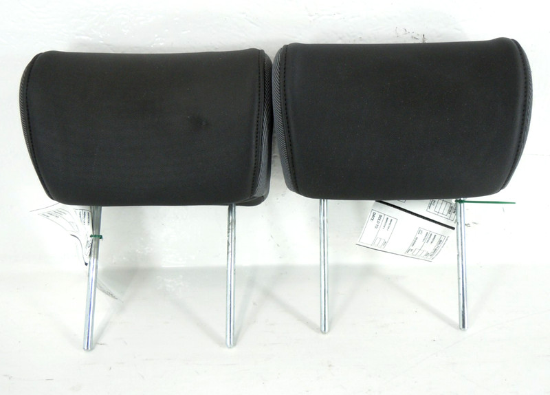 2003 03 Honda Element Front Seat Headrest Pair Left Right OEM Cloth