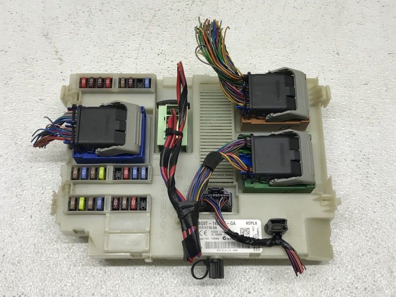 2010 - 2014 Volvo XC60 Main Cabin Fuse Box BCM OEM BG9T-14C256-GA
