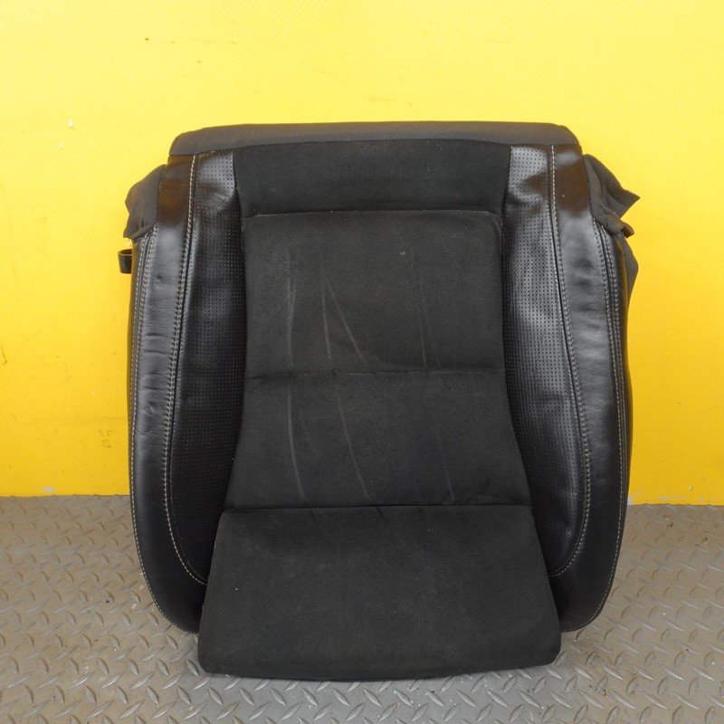 2019-2022 VOLVO XC40 FRONT LEFT DRIVER SIDE SEAT LOWER CUSHION BOTTOM OEM