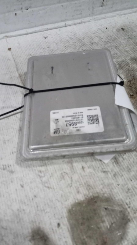 2018 Chevrolet Volt Engine Control Module ECM 69K Miles OEM 23273890 Grey