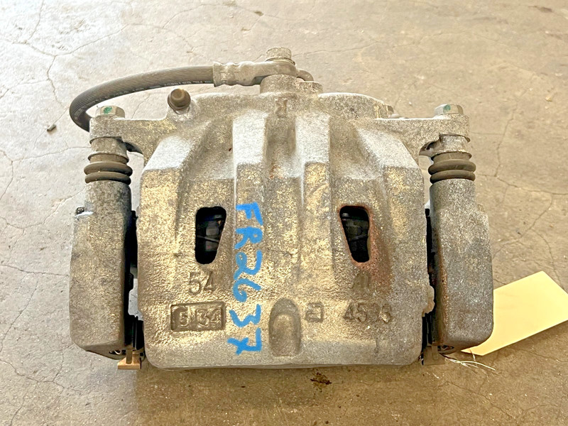 ⭐2015-2021 LEXUS NX200T FWD FRONT RIGHT PASS SIDE DISC BRAKE CALIPER OEM LOT2637